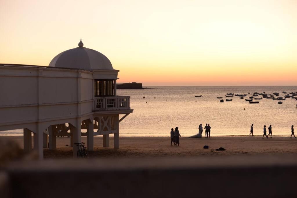Esencia de Cádiz Entre la Viña y el mercado Exterior foto
